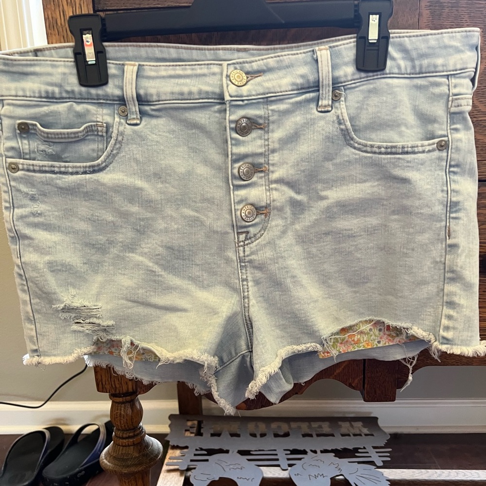 American eagle hi rise shortie